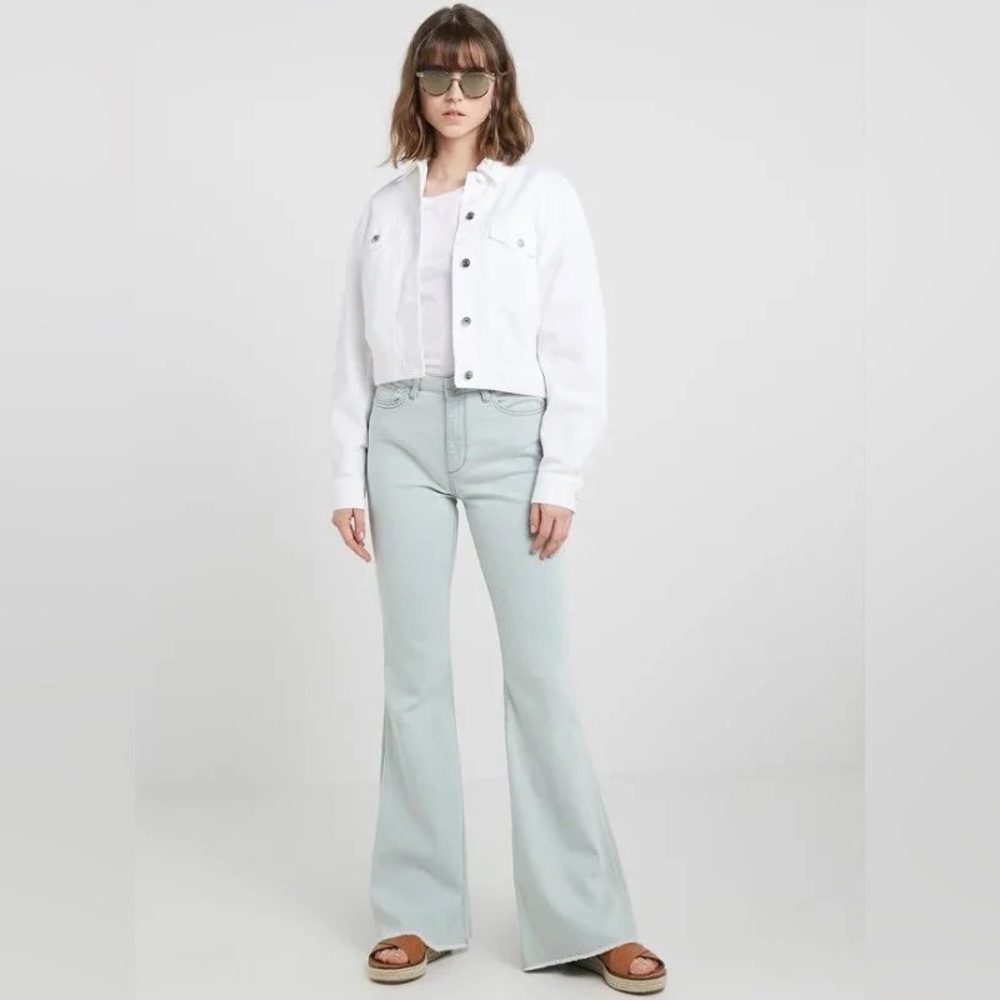 DL1961 Women's Light Blue Flare Jeans
